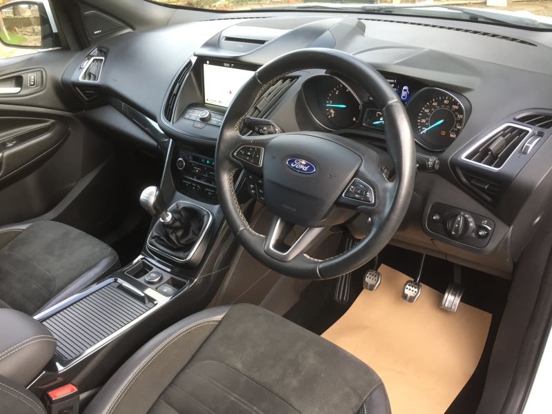 FORD KUGA