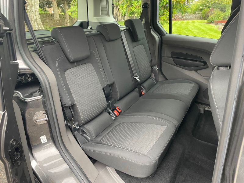 FORD TOURNEO CONNECT