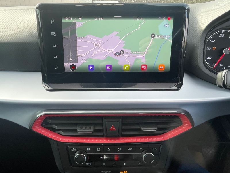 SEAT ARONA 