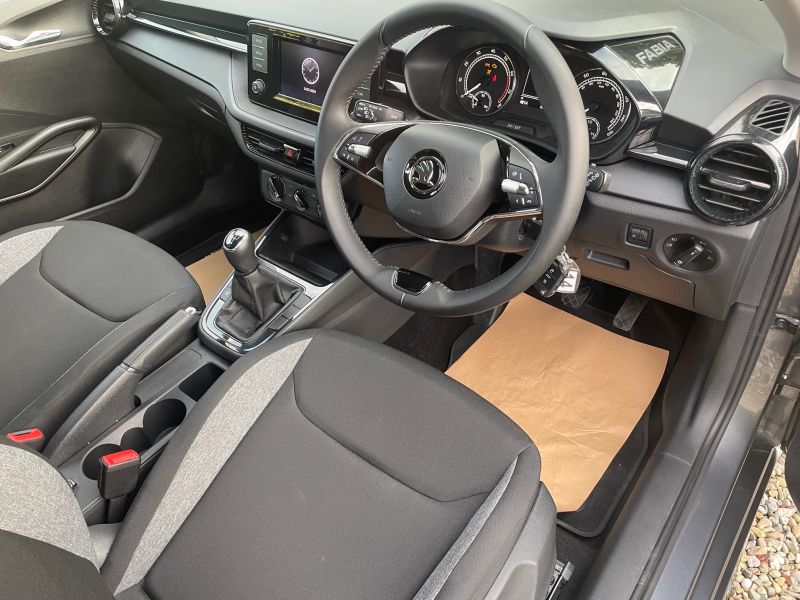 SKODA  FABIA 